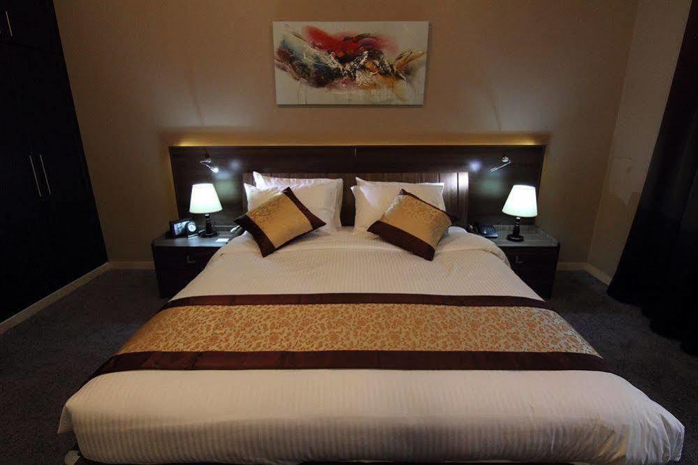 Ramee Garden Hotel Apartments Abu Dhabi Exterior photo